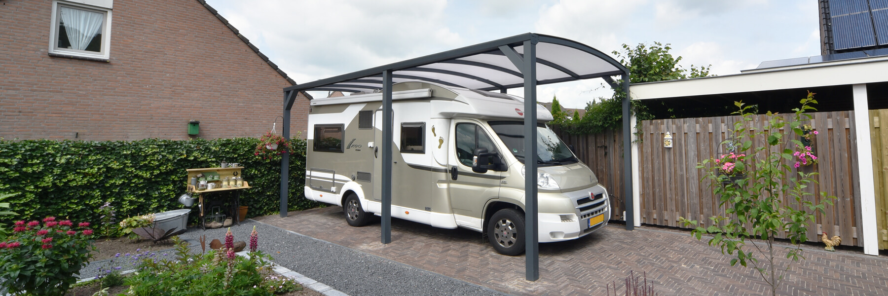 Carports gebogen